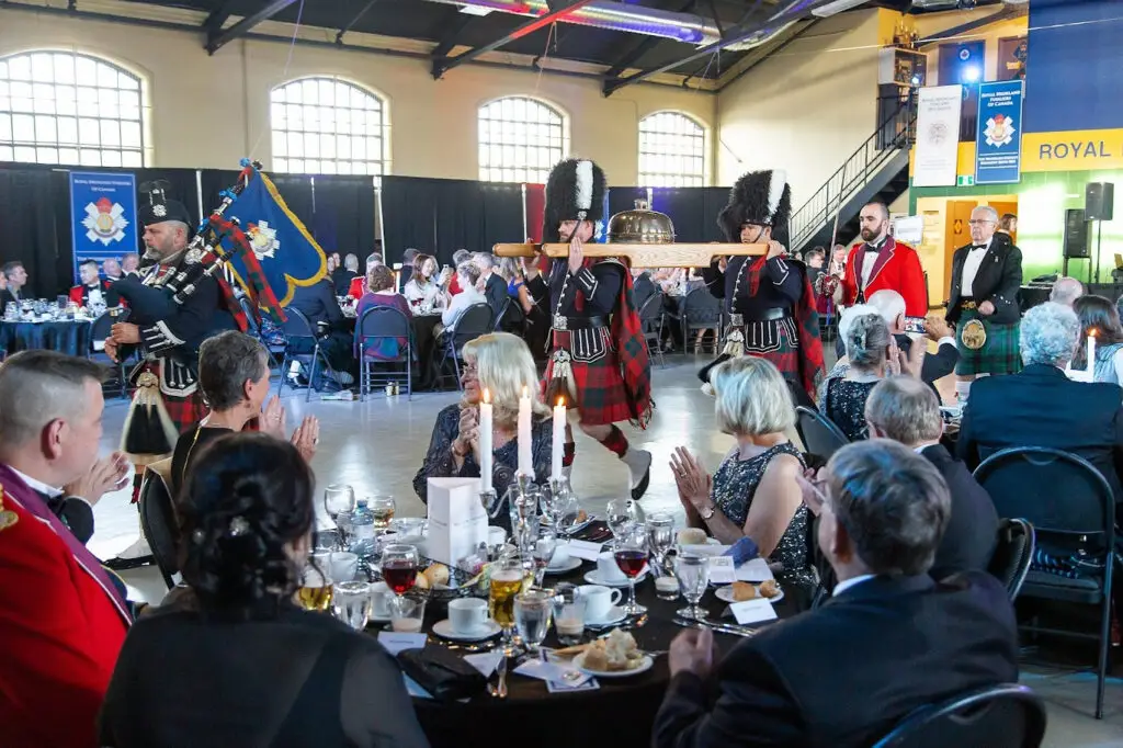 Elegance at the Armoury Highland Ball